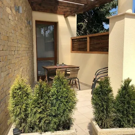 Nexus Apartmenthotel Heviz Exterior photo